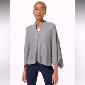 Lululemon* Softer Still Wrap